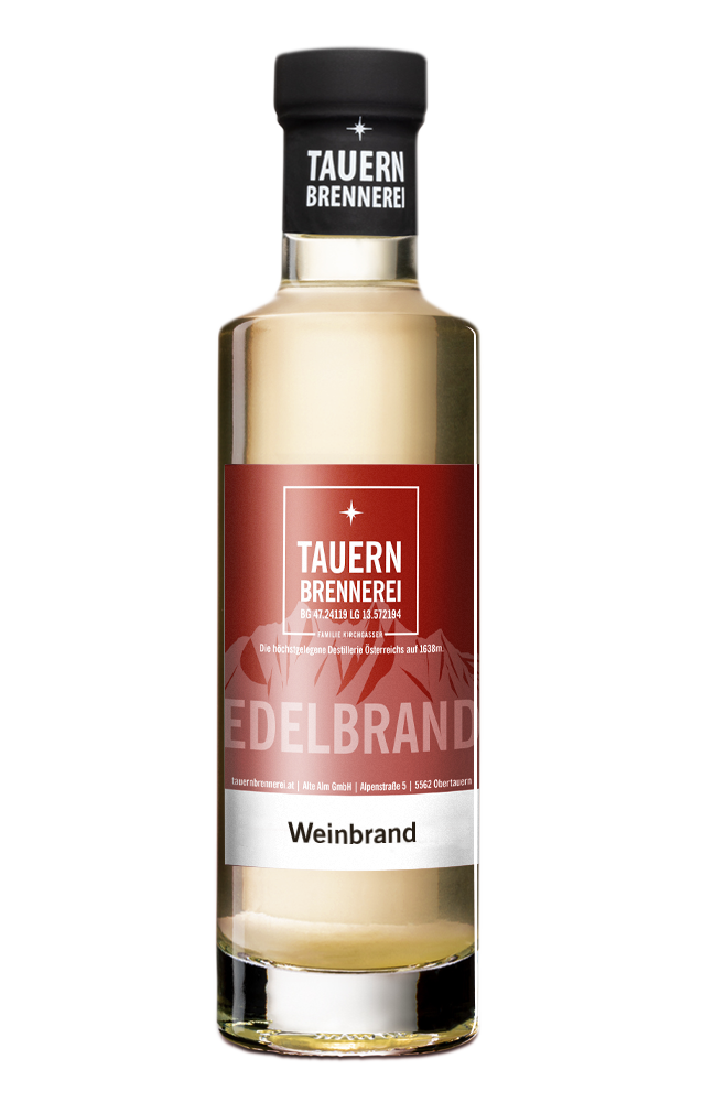 Weinbrand im Fass gelagert